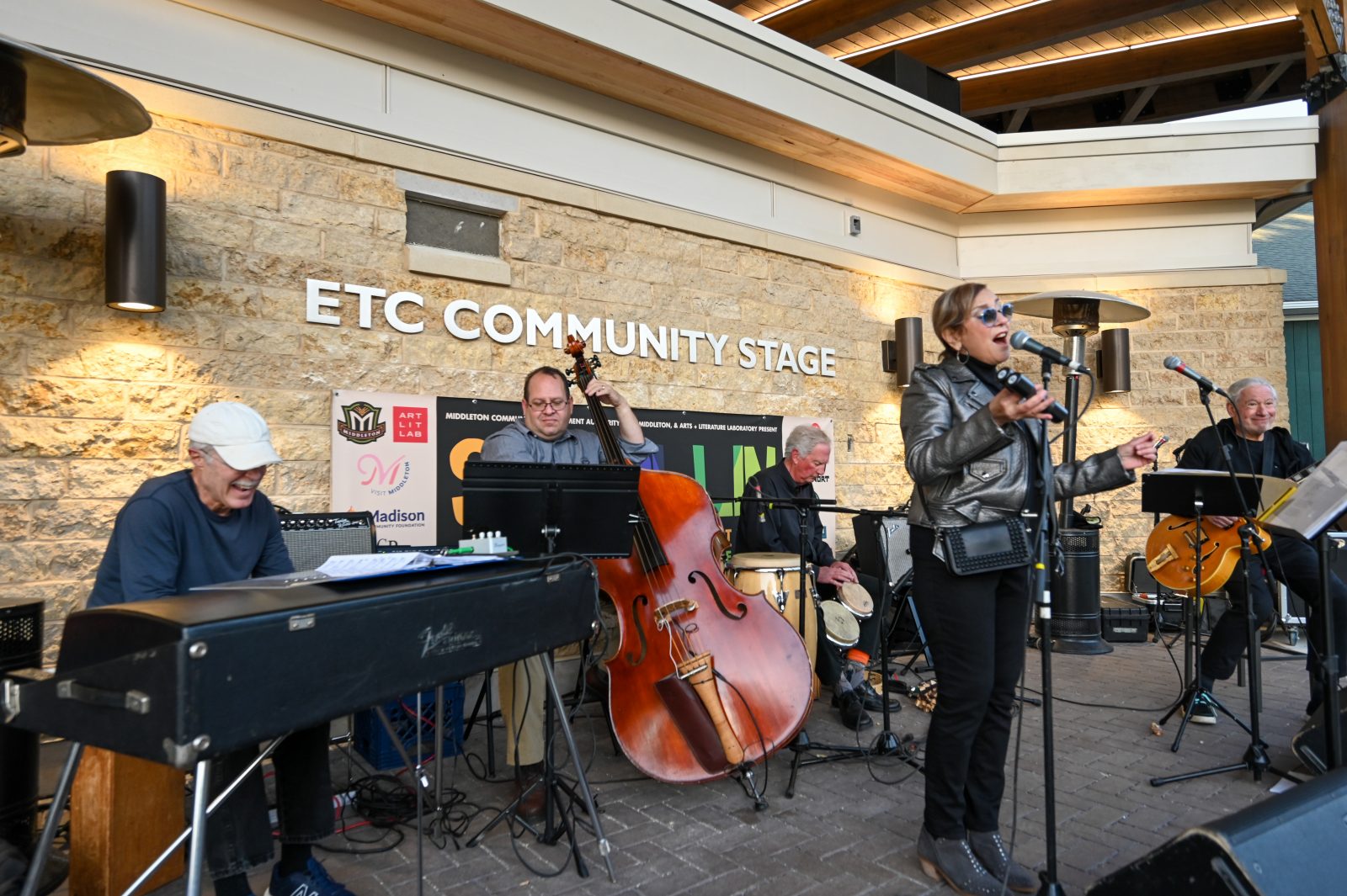 a group of people that are playing instruments.